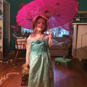 Meet your Posher, Anna